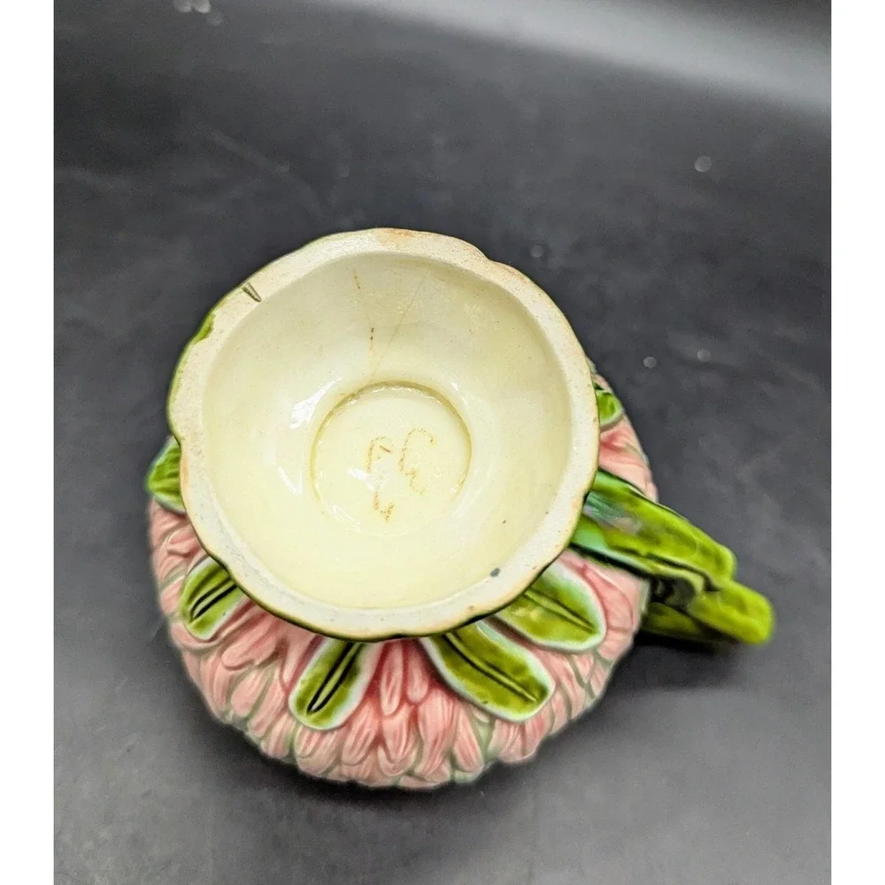 Vintage Majolica Water Lilly Floral Sauce Boat Creamer W Handle 3